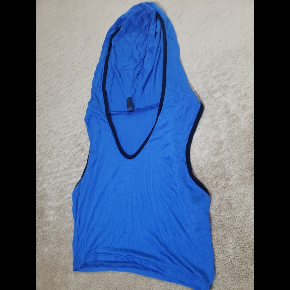 Cropped Hooded top womens size small